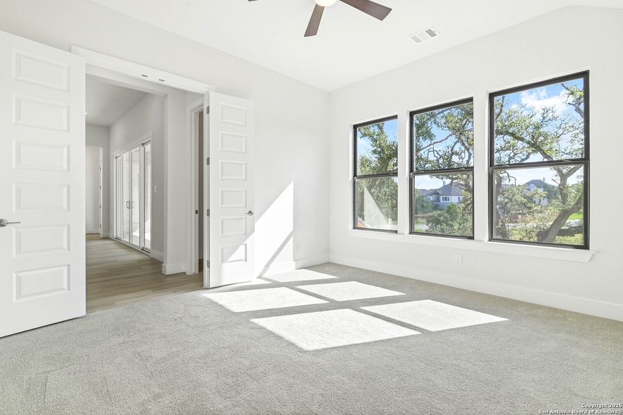 Spacious, unfurnished interior of a new home in Arbors at Fair Oaks, Boerne (Image 25). Spacious, unfurnished interior of a new home in Arbors at Fair Oaks, Boerne (Image 25).