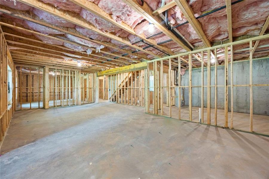 Spacious, unfurnished interior of a new home in , Hoschton (Image 42). Spacious, unfurnished interior of a new home in , Hoschton (Image 42).