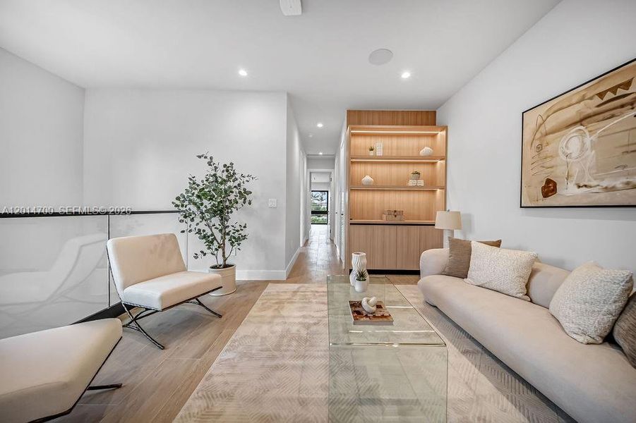 Furnished interior view inside a new home in , Fort Lauderdale (Image 39).
