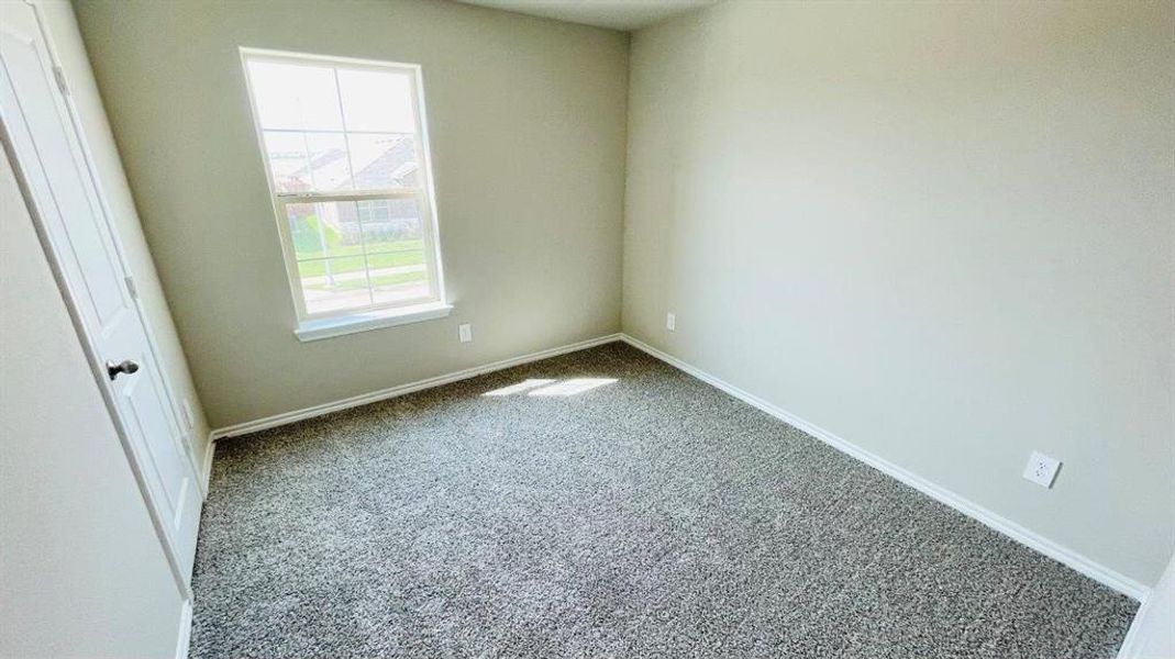 Spacious, unfurnished interior of a new home in Sunnycreek, Fort Worth (Image 11). Spacious, unfurnished interior of a new home in Sunnycreek, Fort Worth (Image 11).