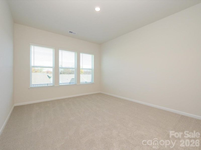 Spacious, unfurnished interior of a new home in Encore at Streamside - Classic Series, Waxhaw (Image 16).