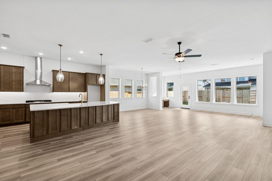 Image 36 of a home in Meridiana 55' Homesites.