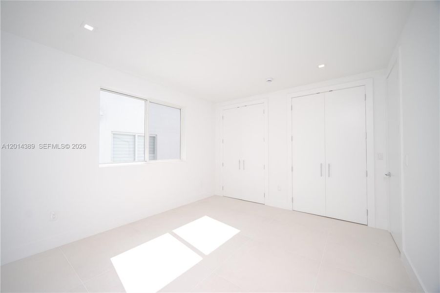 Spacious, unfurnished interior of a new home in , Doral (Image 27).