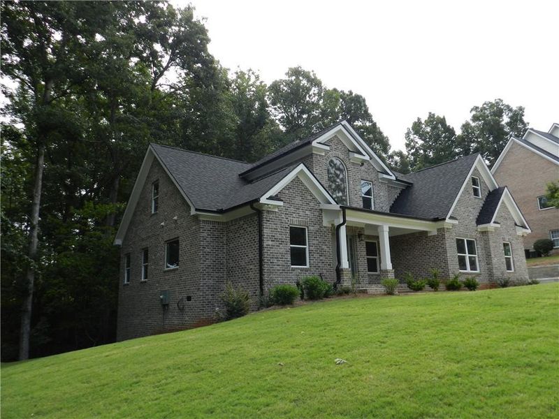 Image 37 of a home in .