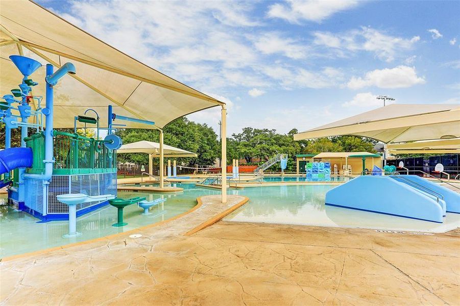 Community amenities in , Houston (Image 6).