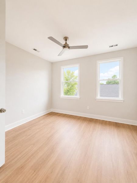Spacious, unfurnished interior of a new home in , North Charleston (Image 11).