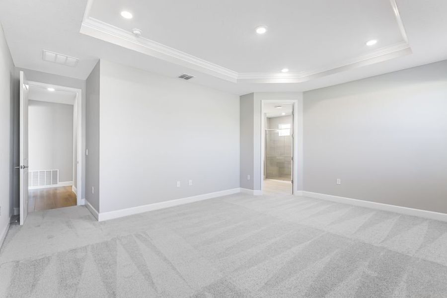 Spacious, unfurnished interior of a new home in Headwaters at Lofton Creek, Yulee (Image 27). Spacious, unfurnished interior of a new home in Headwaters at Lofton Creek, Yulee (Image 27).