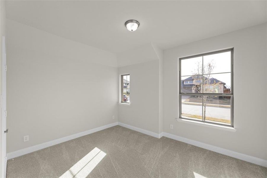 Spacious, unfurnished interior of a new home in Timberbrook, Justin (Image 12).