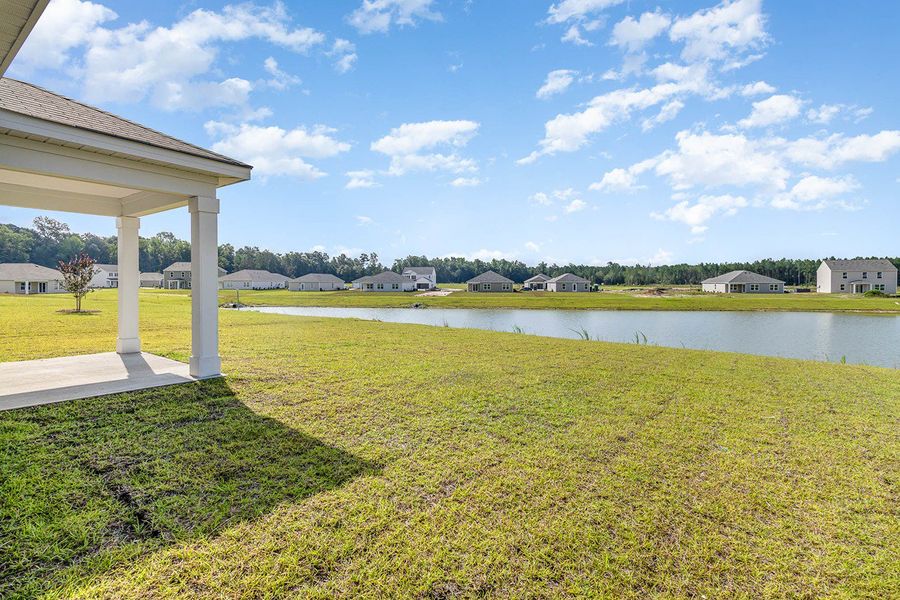 Representative exterior details of a home built from the HELENA by D.R. Horton in Jordanville Farms, Galivants Ferry (Image 3).