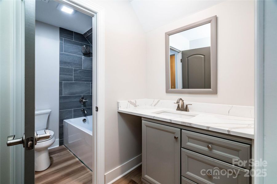 Furnished interior view inside a new home in , Dallas (Image 13). Furnished interior view inside a new home in , Dallas (Image 13).