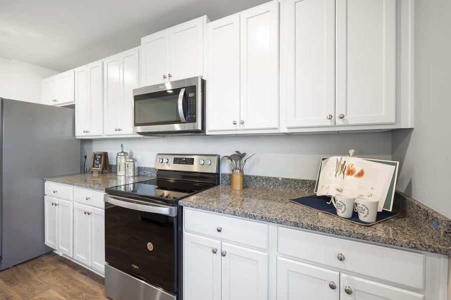 Representative furnished interior of a home built from the GALEN by D.R. Horton in The Pines at New Hampstead, Savannah (Image 16).