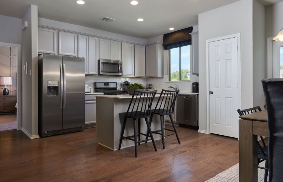 Spacious eat-in kitchen Spacious eat-in kitchen