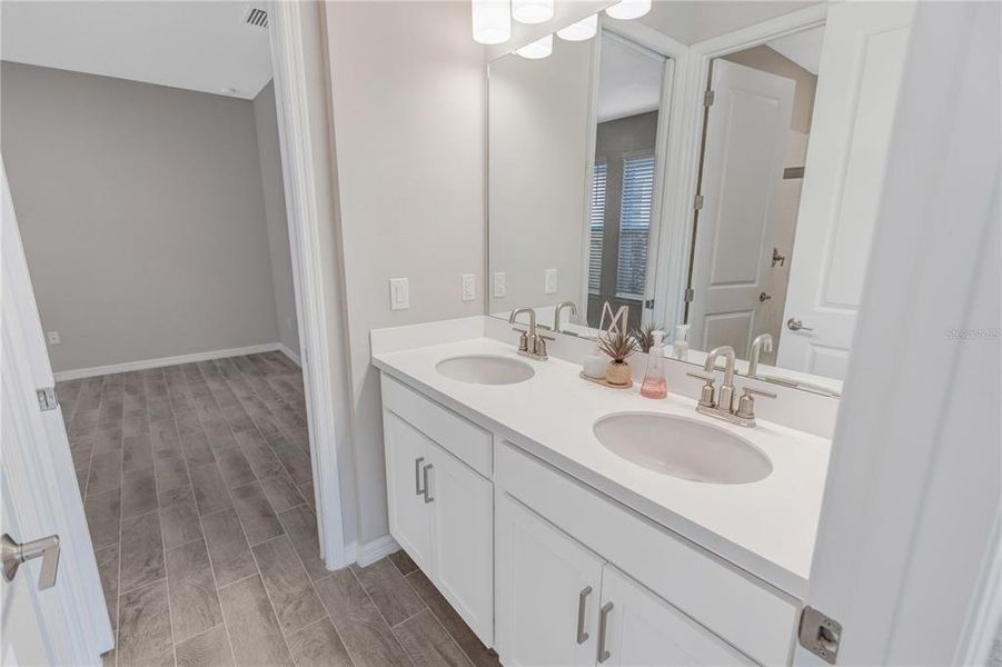 Furnished interior view inside a new home in , Riverview (Image 18). Furnished interior view inside a new home in , Riverview (Image 18).