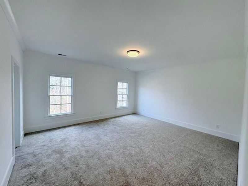 Spacious, unfurnished interior of a new home in , Suwanee (Image 35).