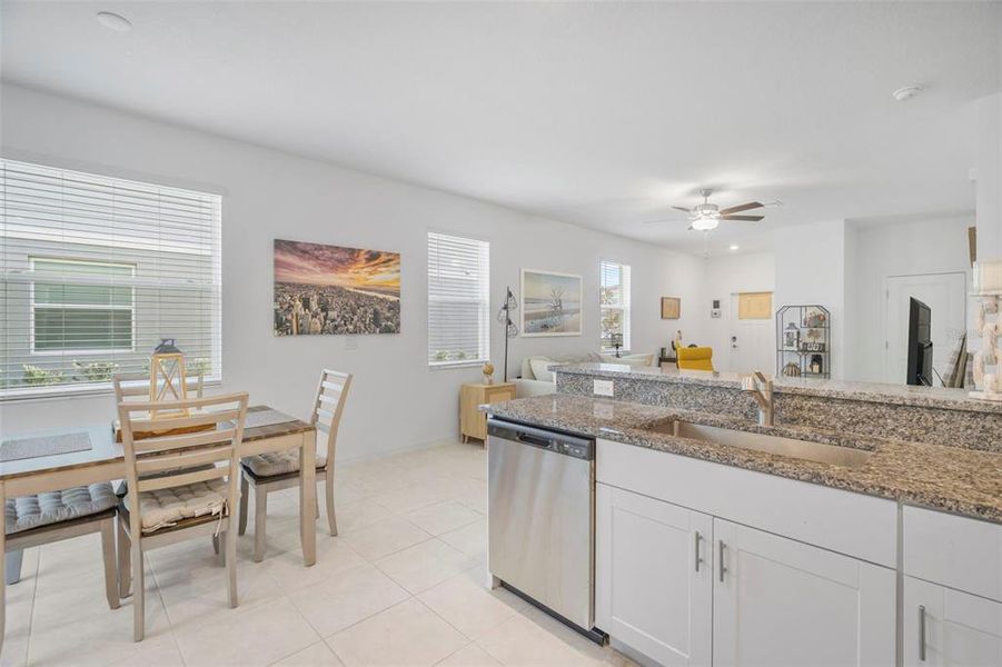 Furnished interior view inside a new home in , Land O' Lakes (Image 13).