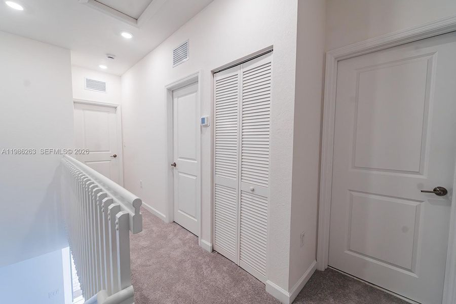 Spacious, unfurnished interior of a new home in , Homestead (Image 14).