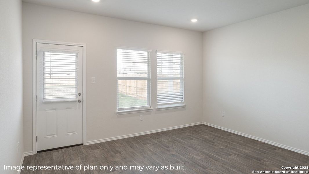 Spacious, unfurnished interior of a new home in Redbird Ranch, San Antonio (Image 12). Spacious, unfurnished interior of a new home in Redbird Ranch, San Antonio (Image 12).