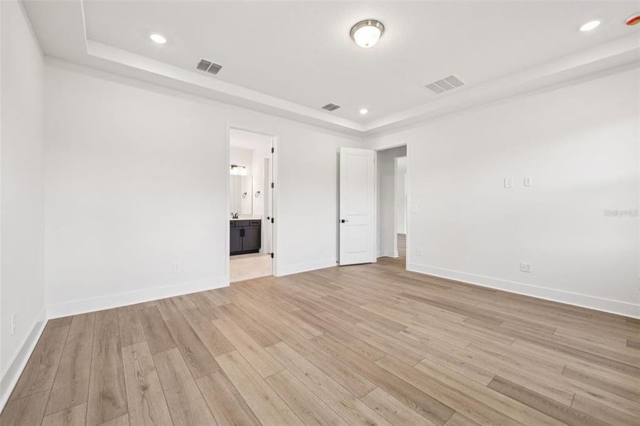 Spacious, unfurnished interior of a new home in Ridgehaven - Reserve Series, Ormond Beach (Image 33).