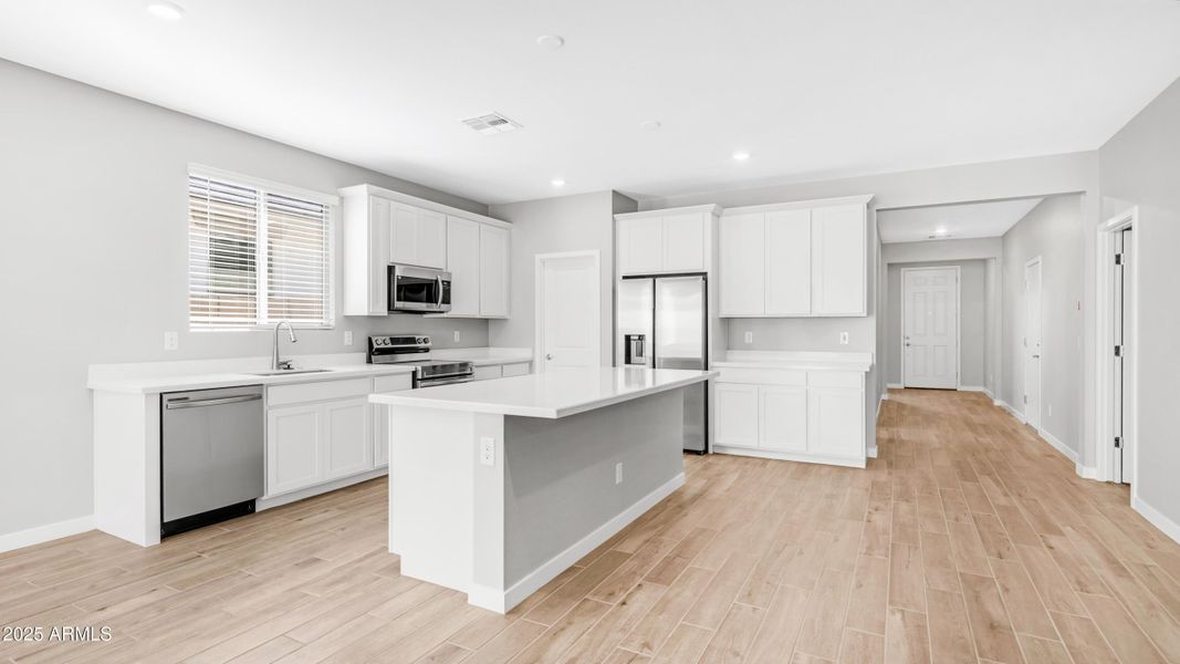 Beautiful white kitchen Beautiful white kitchen
