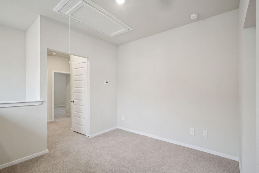 Spacious, unfurnished interior of a new home in Pinewood Trails - City Series, Atascocita (Image 24).