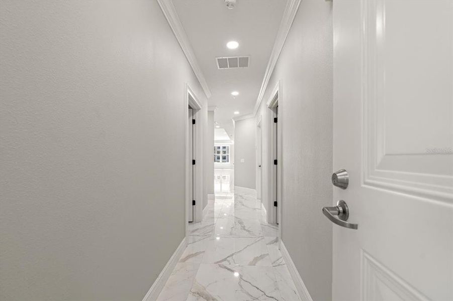 Spacious, unfurnished interior of a new home in , Clearwater (Image 28).