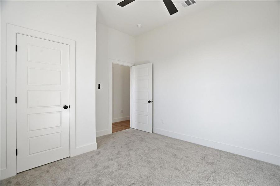 Spacious, unfurnished interior of a new home in , Springtown (Image 18).