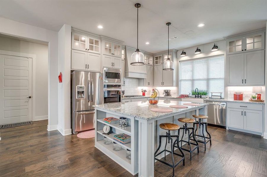 Furnished interior view inside a new home in , Waxahachie (Image 28).
