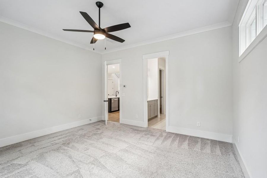 Spacious, unfurnished interior of a new home in Arden on Lanier, Cumming (Image 18).