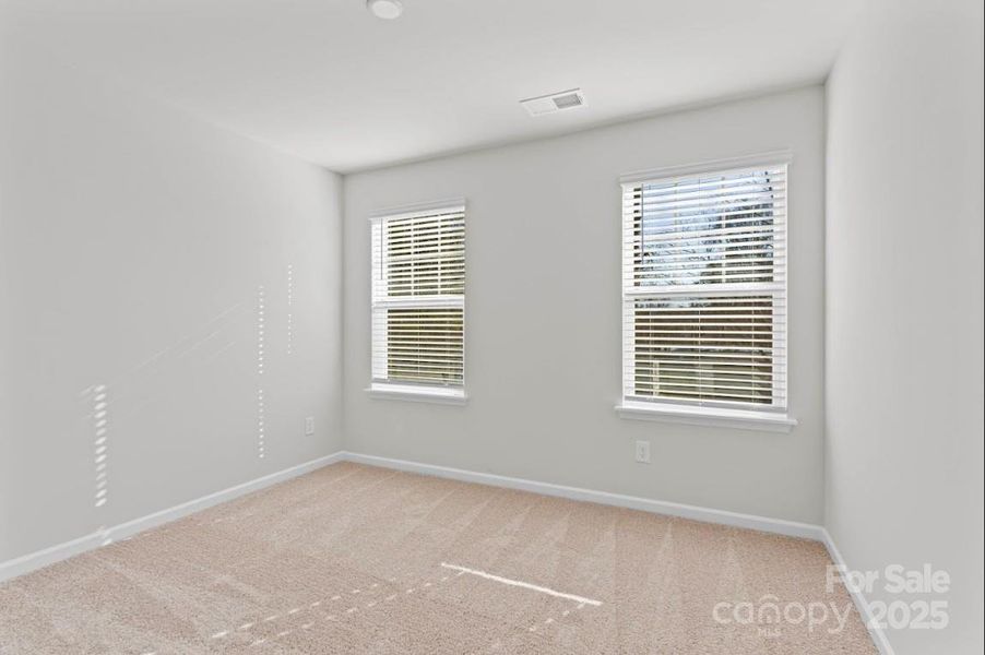 Sierra Ridge Hawthorne Secondary Bedroom/2 Windows