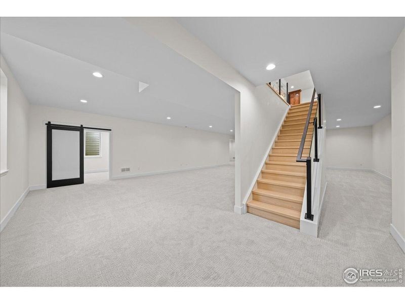 Spacious, unfurnished interior of a new home in , Berthoud (Image 40).