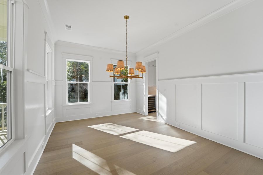 Spacious, unfurnished interior of a new home in , Hollywood (Image 20).