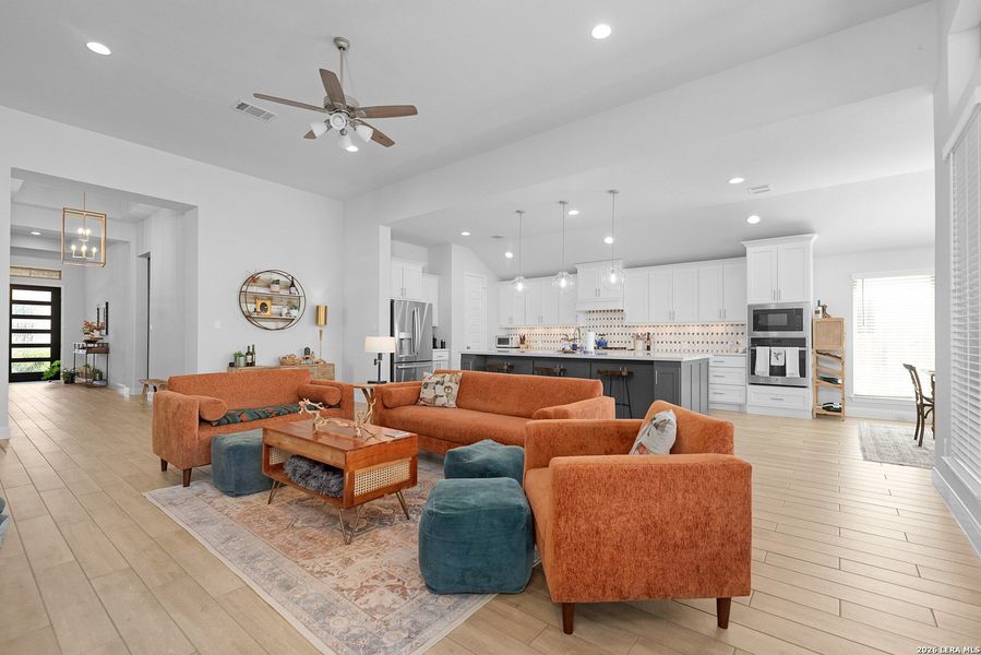 Furnished interior view inside a new home in Meadows of Mill Creek, Seguin (Image 7).