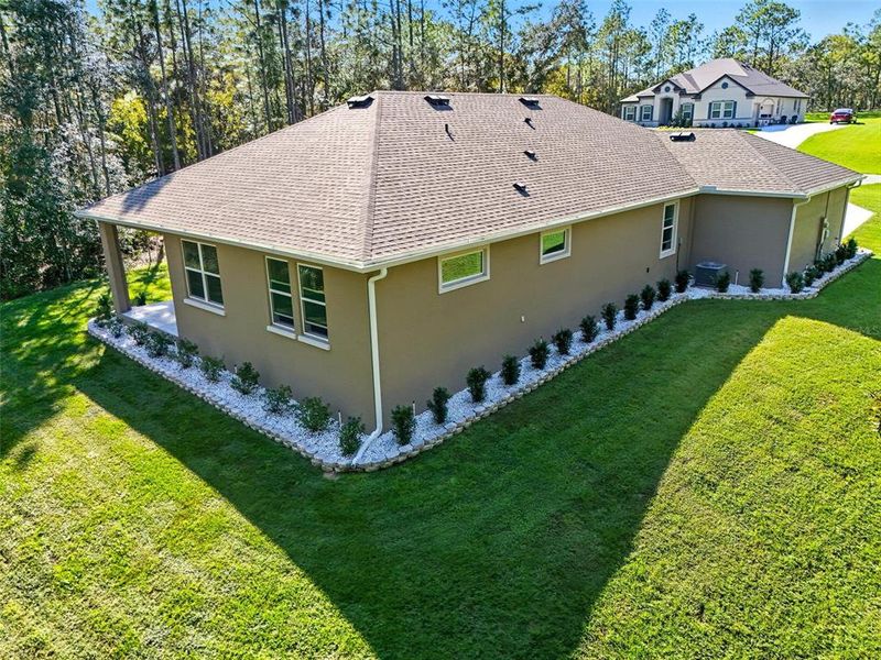 Exterior details and patio area of a home in , Beverly Hills (Image 23).