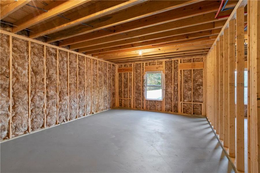 Spacious, unfurnished interior of a new home in , Carrollton (Image 37).