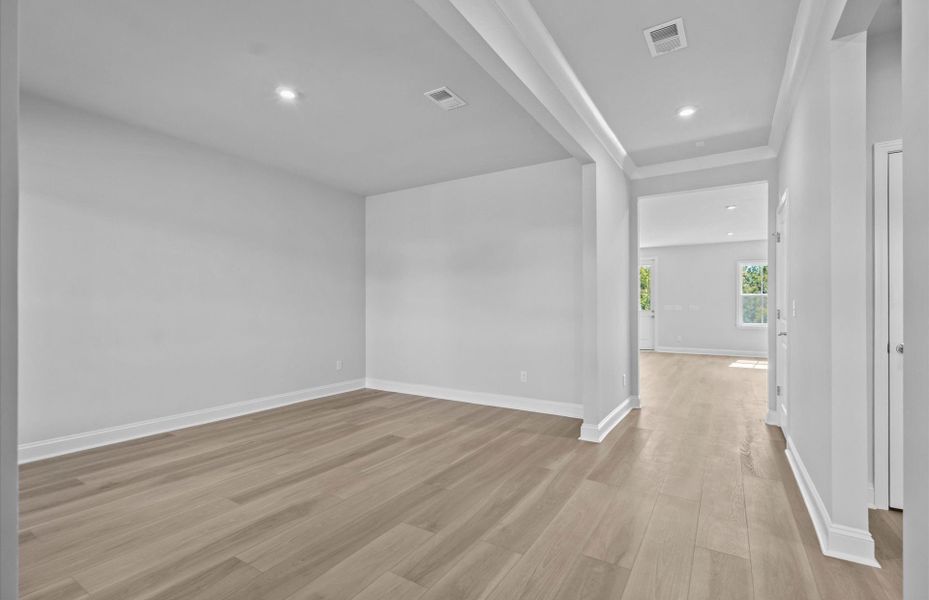 Spacious, unfurnished interior of a new home in Sweetwater Hills, Moore (Image 17).