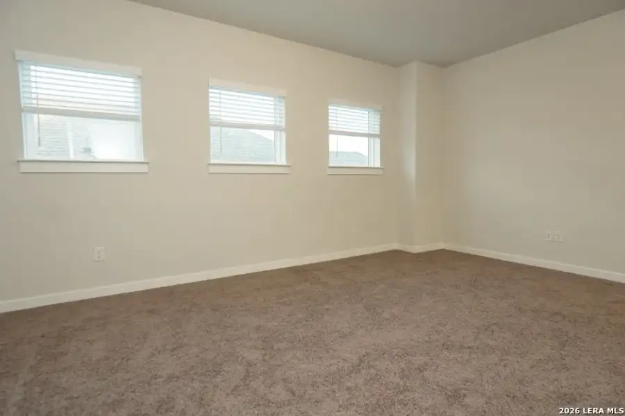 Spacious, unfurnished interior of a new home in Ladera - High Point 45', San Antonio (Image 29). Spacious, unfurnished interior of a new home in Ladera - High Point 45', San Antonio (Image 29).