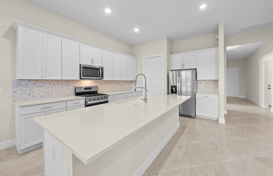 Furnished interior view inside a new home in Del Webb Oak Creek, North Fort Myers (Image 5).