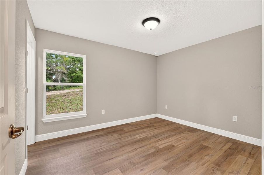Spacious, unfurnished interior of a new home in , Dunnellon (Image 47).