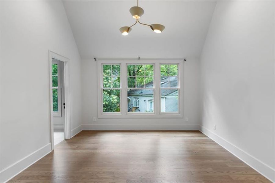 Spacious, unfurnished interior of a new home in , Atlanta (Image 77).