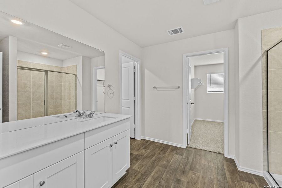 Furnished interior view inside a new home in Applewood, San Antonio (Image 9).