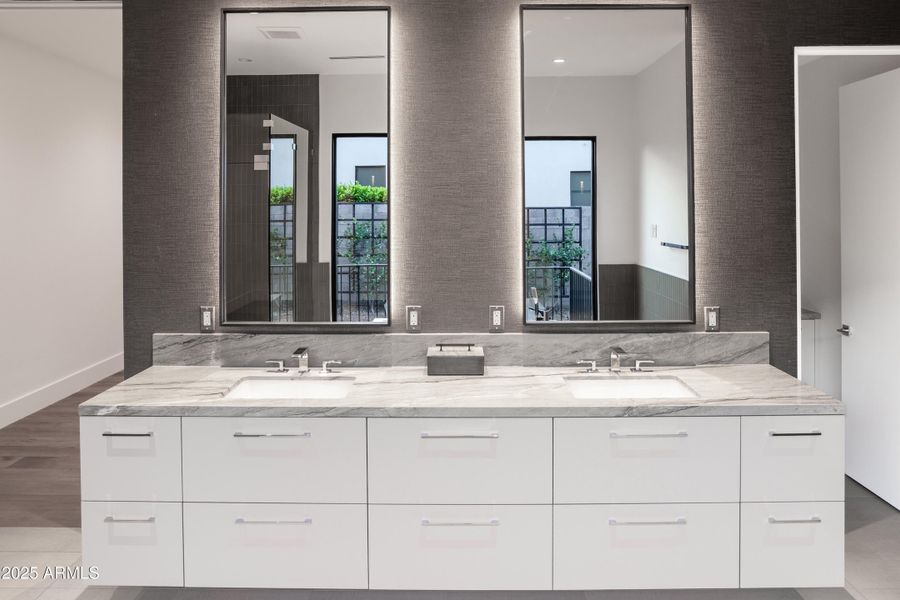 Azure_Lot25_QMI_Primary_Bathroom_Detail_