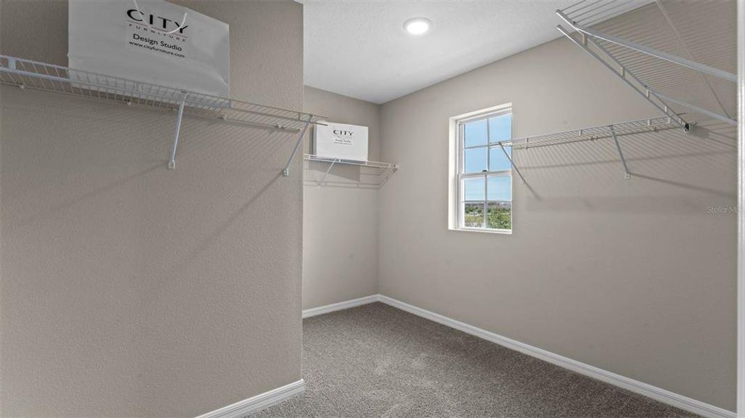 Spacious, unfurnished interior of a new home in Kindred, Kissimmee (Image 18). Spacious, unfurnished interior of a new home in Kindred, Kissimmee (Image 18).