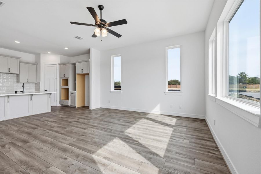 Spacious, unfurnished interior of a new home in Bridgeland Central, Cypress (Image 21).