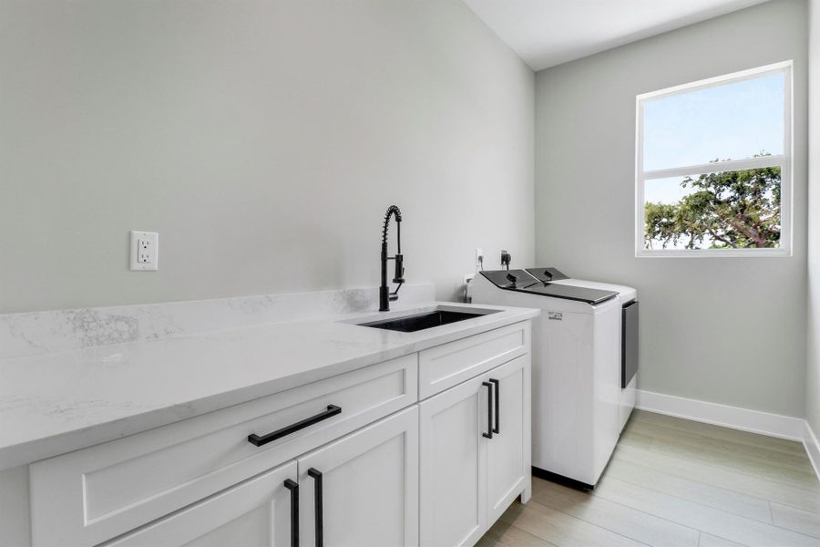Close-up of interior finishes inside a home in , Jensen Beach (Image 20).