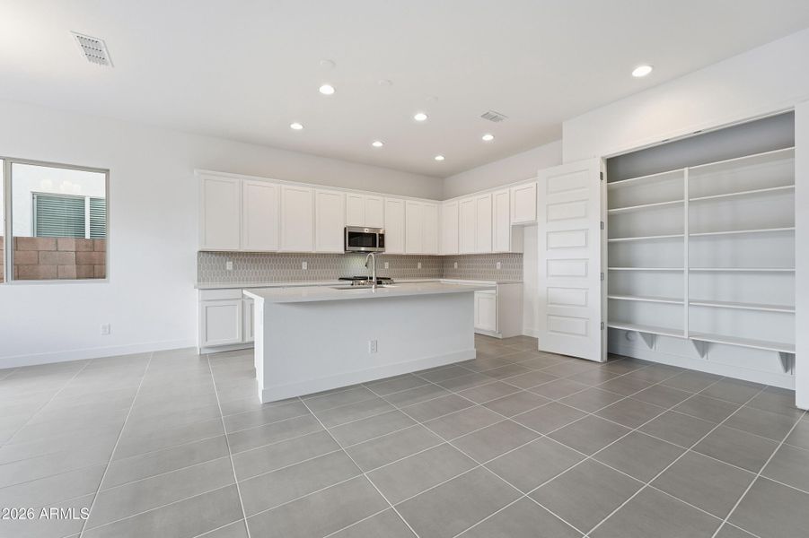 4064 E Desert Lilly Lane ~ Ready Now!