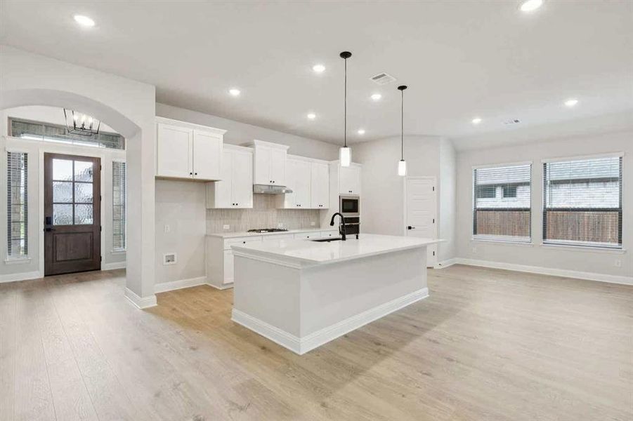 Furnished interior view inside a new home in Oaks of North Grove, Waxahachie (Image 6).