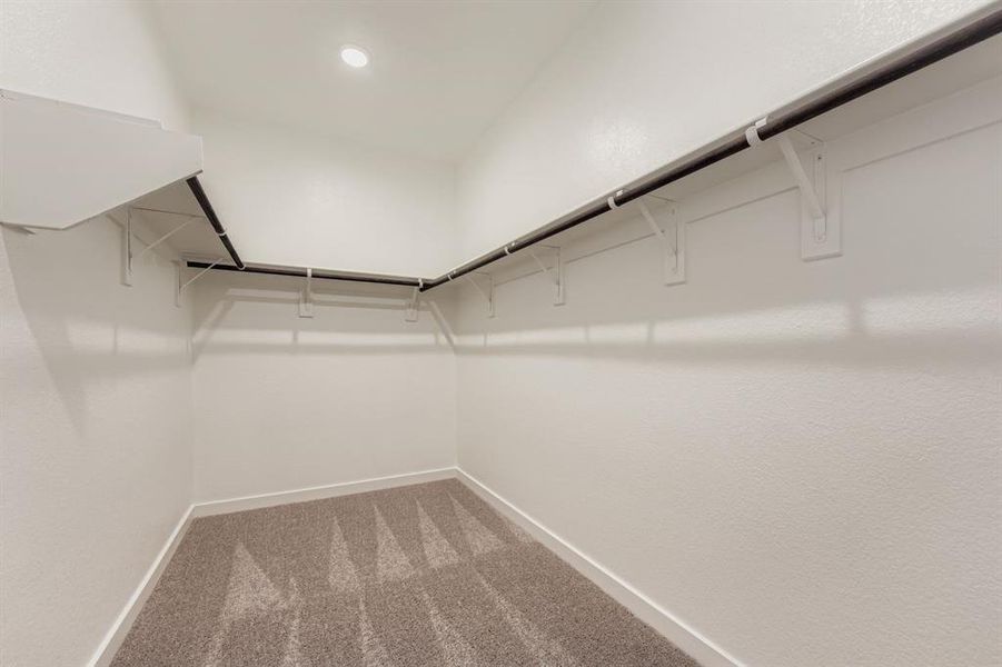 Spacious, unfurnished interior of a new home in MiraVerde, Crowley (Image 28).