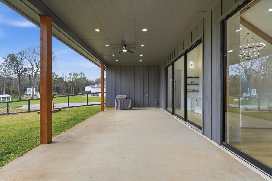 Exterior details and patio area of a home in , Willis (Image 22).