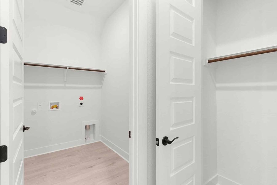 Spacious, unfurnished interior of a new home in The Grove at Blackhawk, Pflugerville (Image 37).