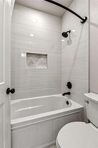 Furnished interior view inside a new home in , Gainesville (Image 57).